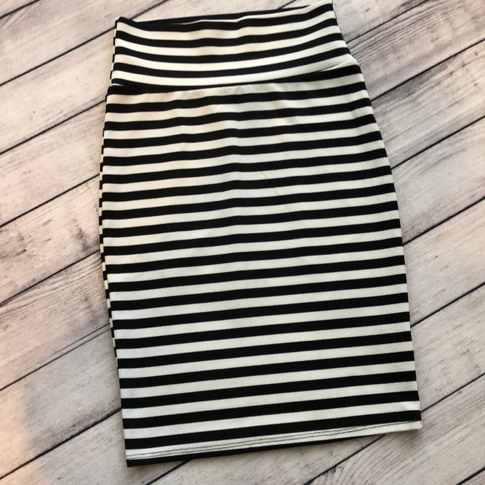 LuLaRoe Cassie